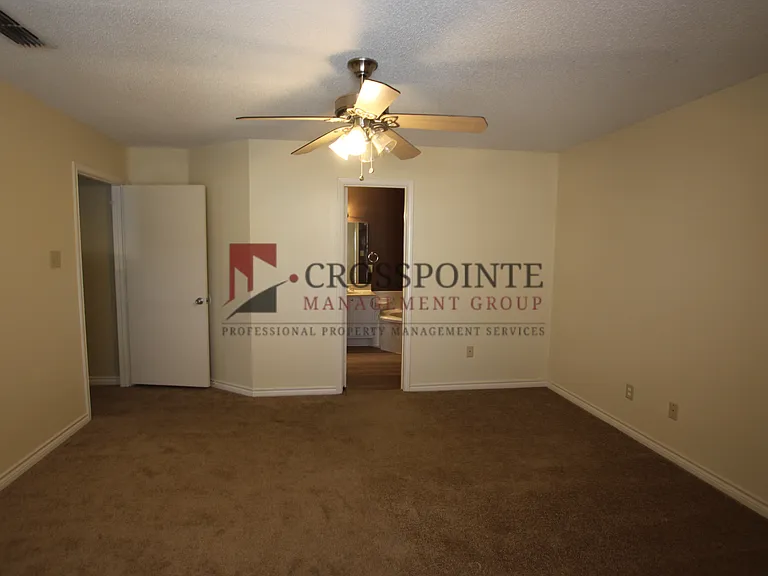 5875 Creekside Cir — Photo 20