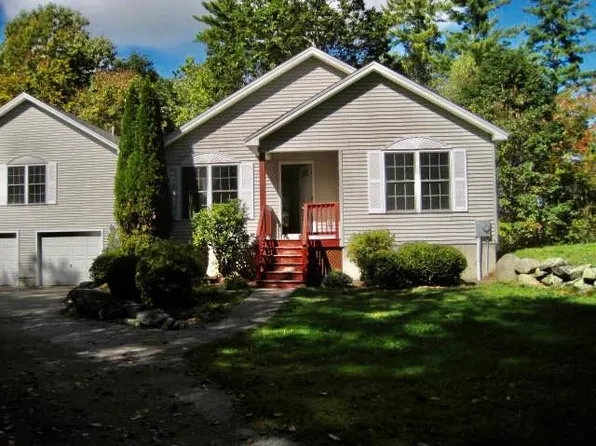 114 Steppingstones Road, Lee, NH 03861