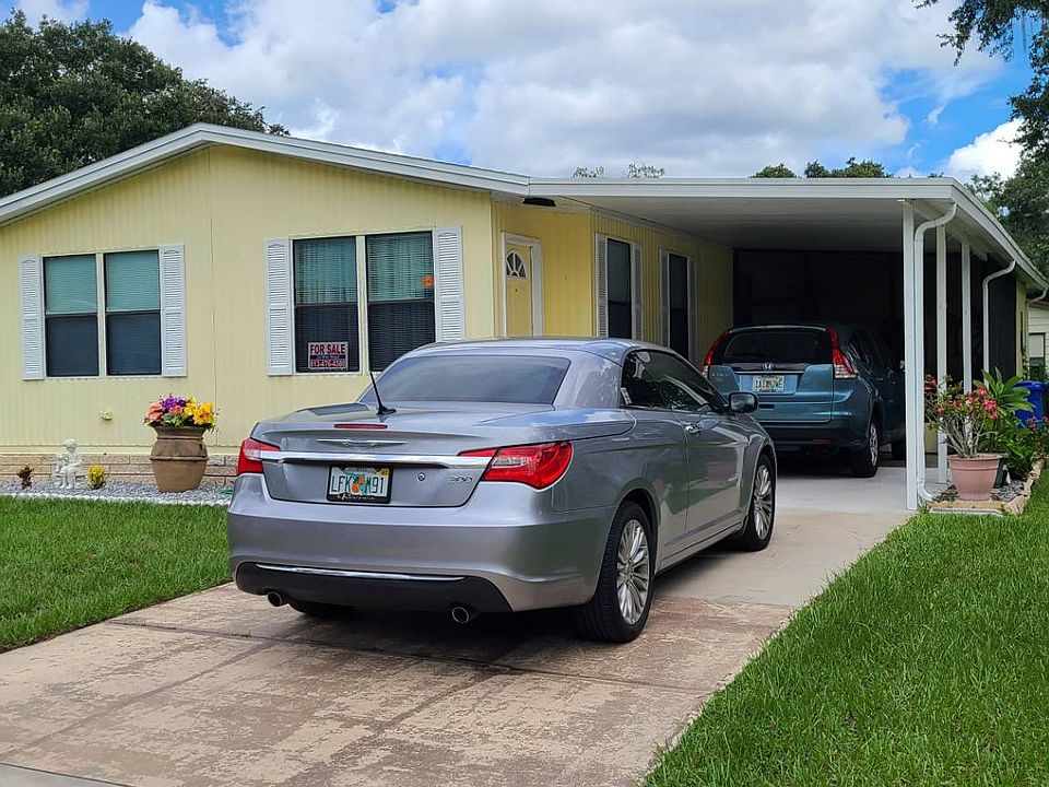 1st image of 10105 Shadow Oak Cres
