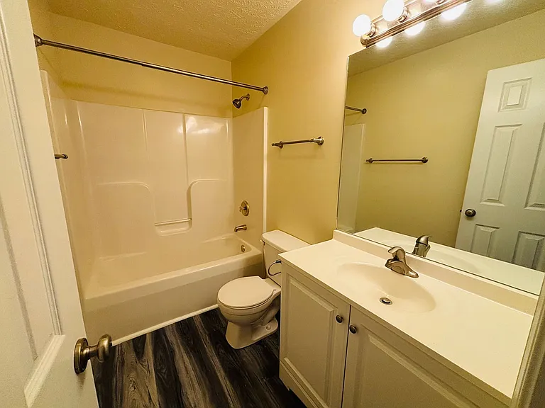 305 Silver Leaf Dr — Photo 14