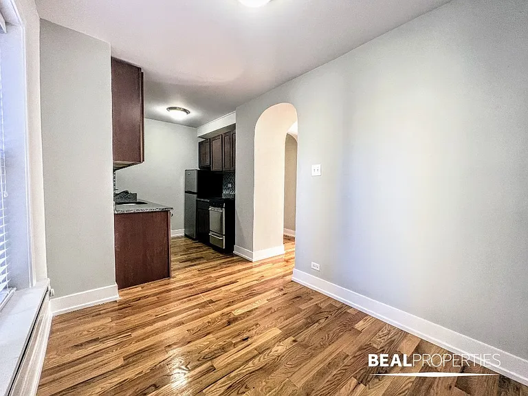 550 W Arlington — Photo 7
