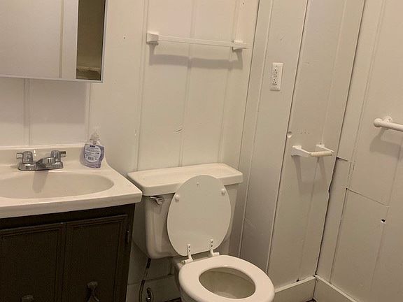 5th image of 2416 Sanford St #2