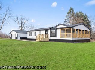 1976 Bolock Hwy, Charlotte, MI 48813