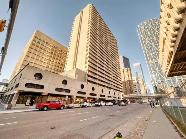 221 N 6th Ave SE #2110, Calgary, AB T2G 4Z9