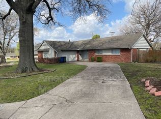6717 E 58th Pl, Tulsa, OK 74145