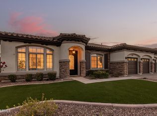 2717 W Nighthawk Way, Phoenix, AZ 85045