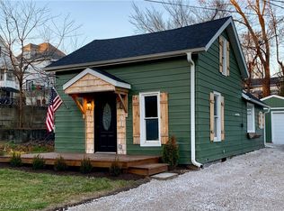 182 Center St, Conneaut, OH 44030