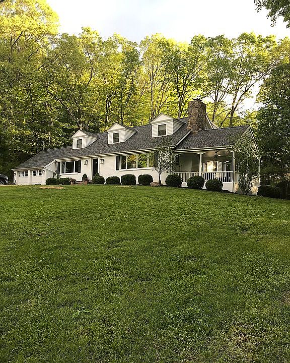 1st image of 5 Helena Dr