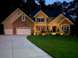 16510 W Willow Dr, Spring Lake, MI 49456