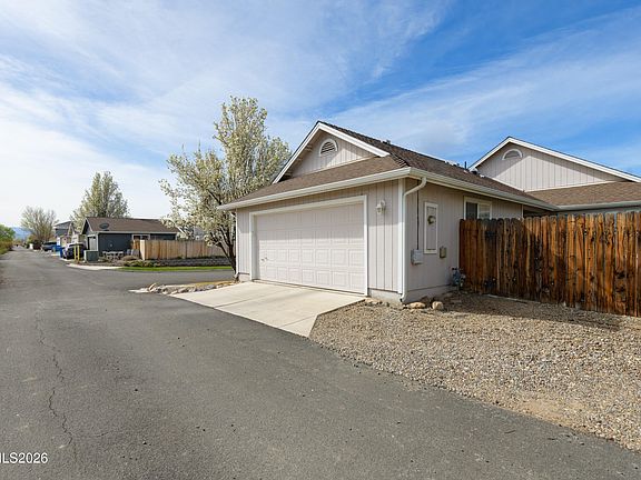 4th image of 1349 Mountain Ash Way