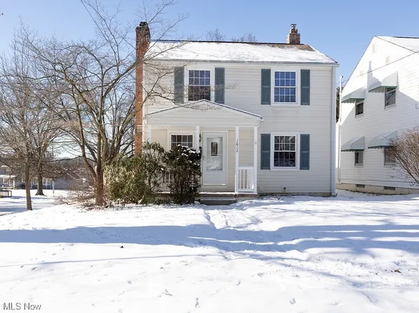 1612 Oakwood Ave, Akron, OH 44301