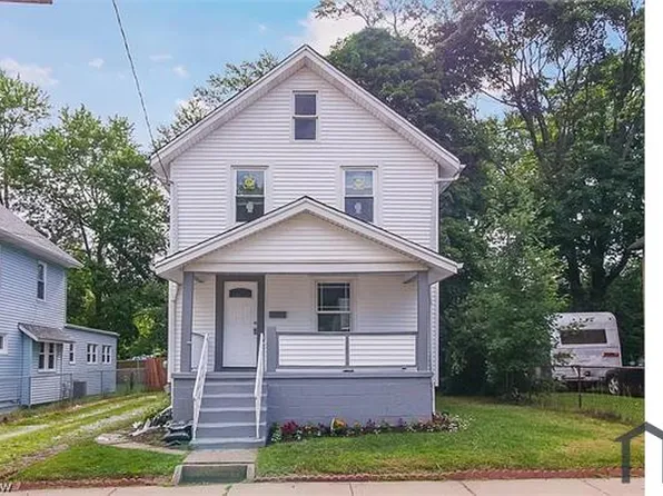 505 Alexander St, Akron, OH 44306