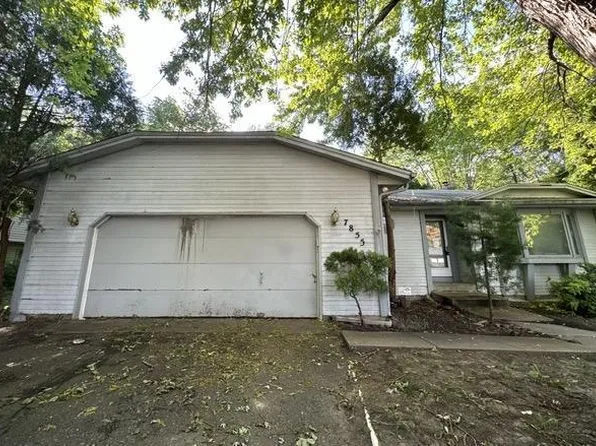 7855 Polaris Ln N, Maple Grove, MN 55311