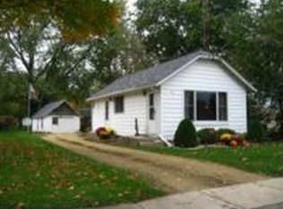 323 N Main St, Walworth, WI 53184