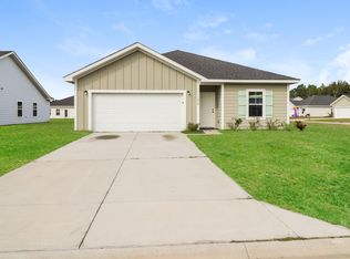 1030 Autumns Wood Cir E, Brunswick, GA 31525
