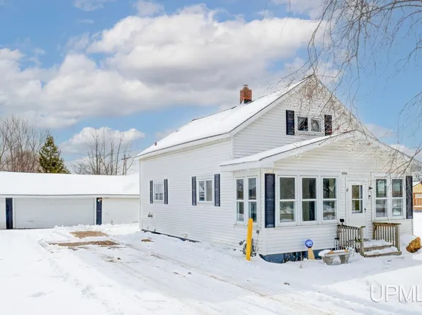 6464 N 5th St, Escanaba, MI 49894