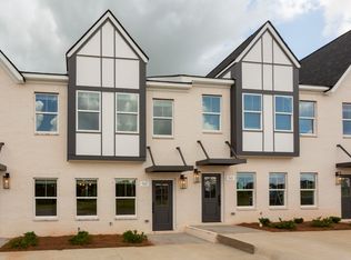 2806 Ridge Crest Ct, Opelika, AL 36801