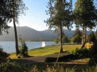 500 S Shore Rd, Quinault, WA 98575