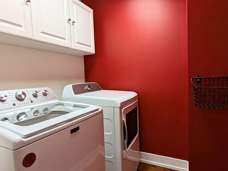 404 Orleans Ave — Photo 19