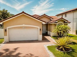 Pod 12 At Monarch Lakes, Hollywood, FL 33027