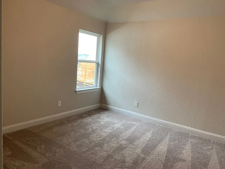 2202 Ambling Trl — Photo 20