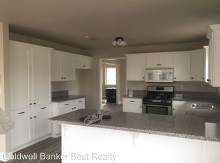 1215 W Valley Blvd, Tehachapi, CA 93561