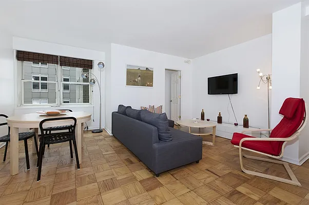 Rented by Corcoran | media 14