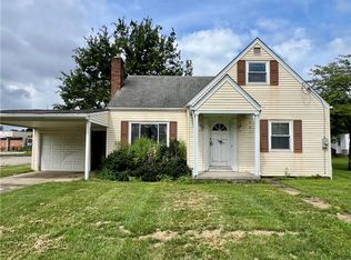 748 Pershing St, Ellwood City, PA