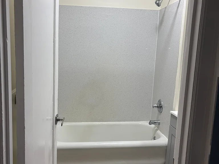 225 Jones St #3 — Photo 8