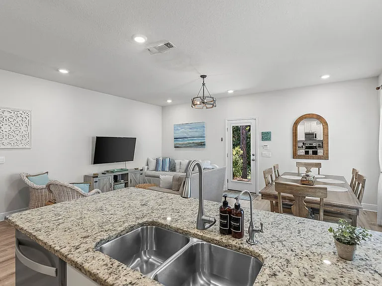 42 Sandy Cove Way — Photo 10