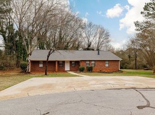 110 Upland Ct, Athens, GA 30605
