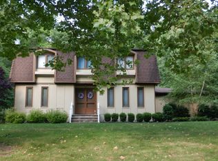 32 Algonquin Ter, Ringwood, NJ 07456