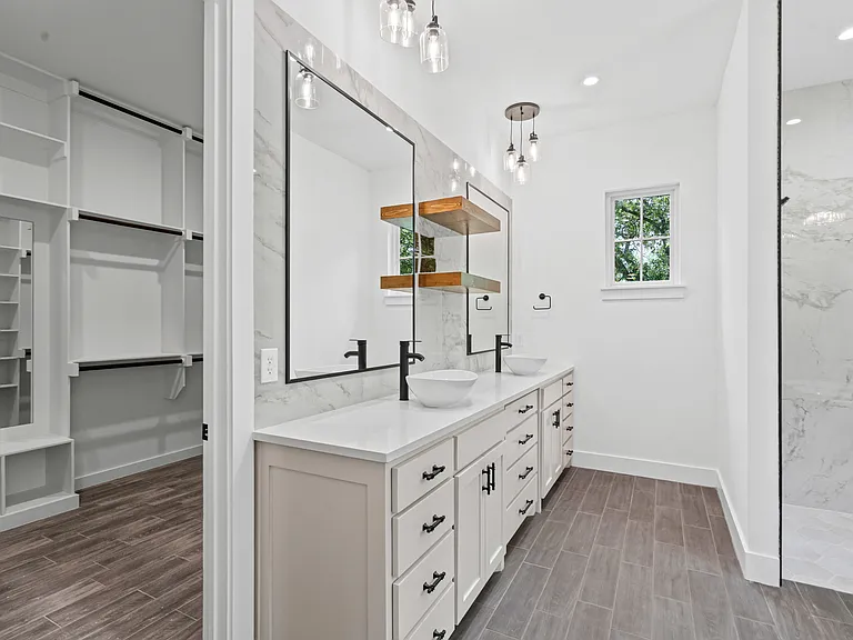 3501 Williamson Rd — Photo 22