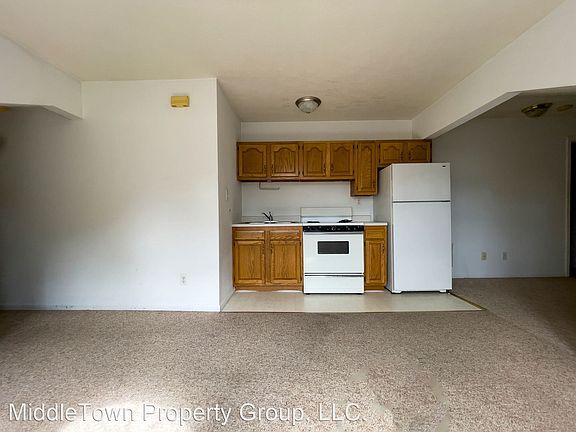 2nd image of 1413 W University Ave APT 2