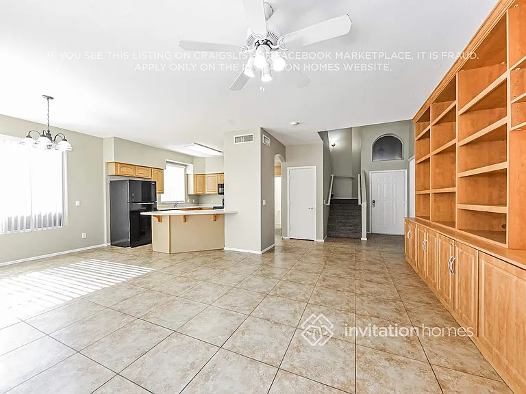 606 W McRae Dr — Photo 7