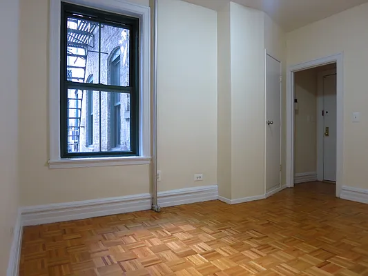 Rented by City & Suburban | media 29