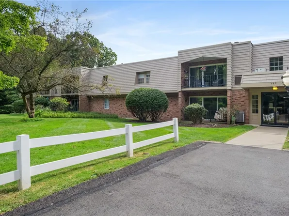 595 Calais Dr APT 324, Pittsburgh, PA 15237