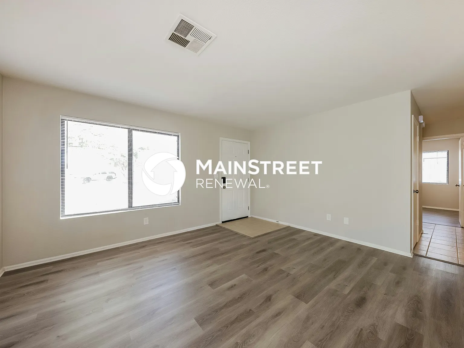 22218 N 32nd Ave — Photo 4