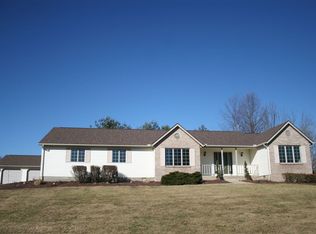 2750 E Crabapple Cir, Bloomington, IN