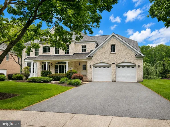 2672 Golf Island Rd, Ellicott City, MD 21042