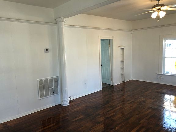 2nd image of 304 S Vine Ave