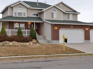 5098 S 2825 W, Roy, UT 84067