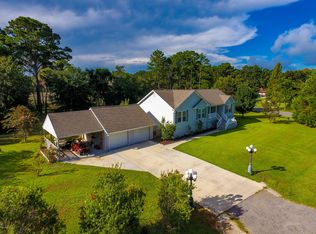 1802 Dolphin Row Dr, Beaufort, SC 29906