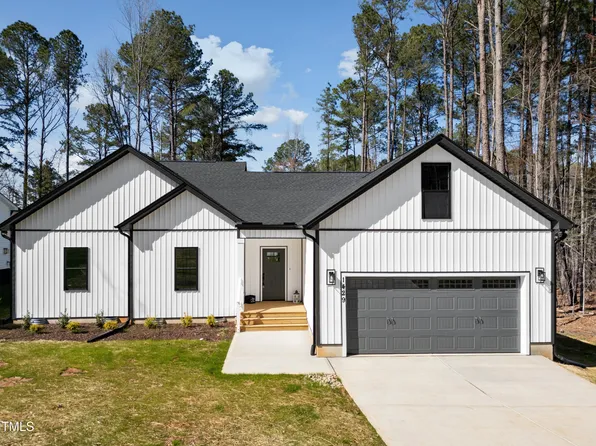 1429 Sagamore Dr, Louisburg, NC 27549