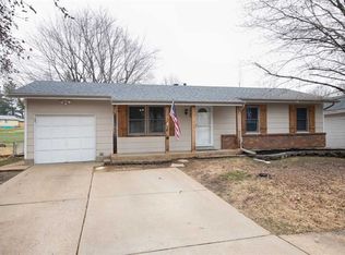 2665 Lindsay Ln, Florissant, MO