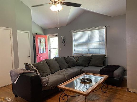 4th image of 4416 Janice Dr
