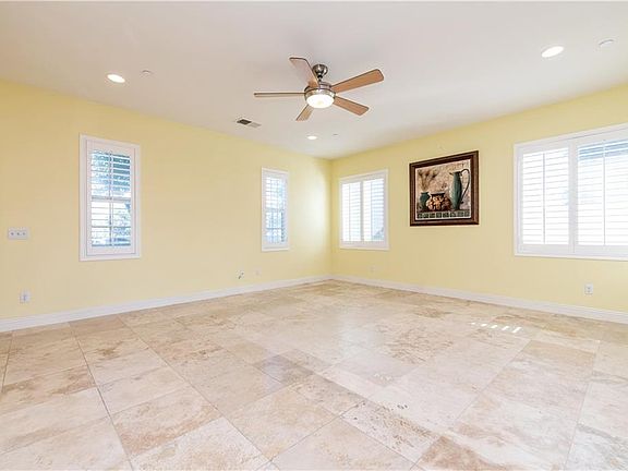5th image of 7271 Enclave Dr