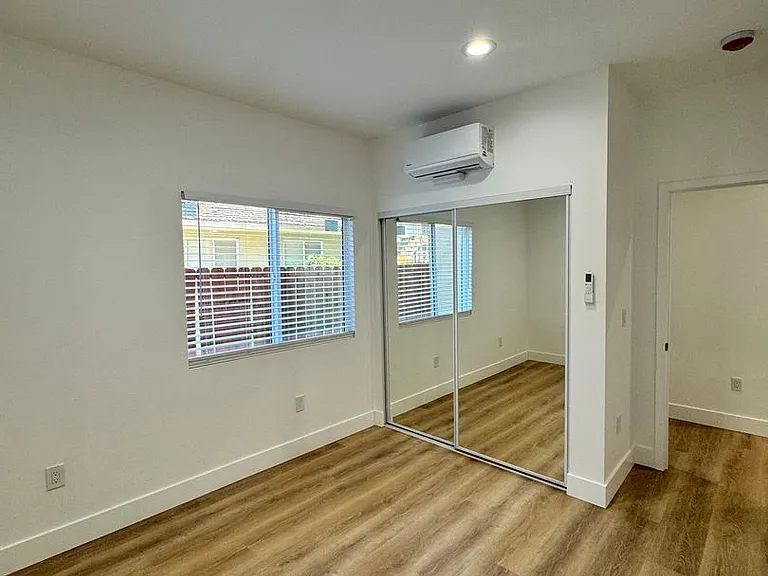 5201 E Anaheim Rd. — Photo 8