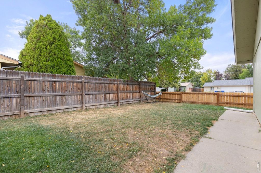 1704 Ranae Dr