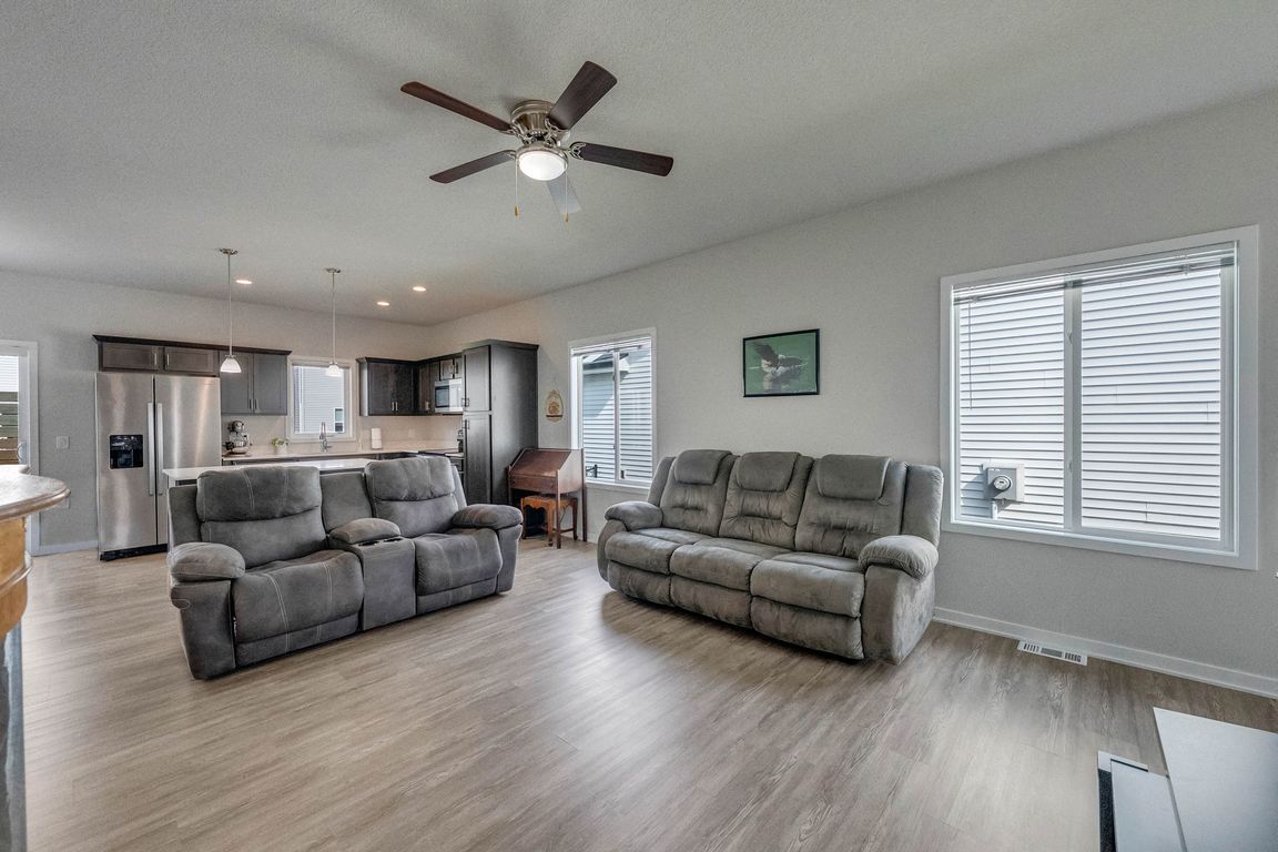 next background image